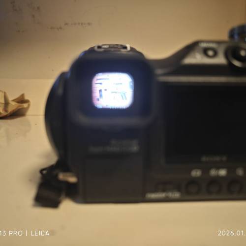 Sony DSC-F828 digital camera
