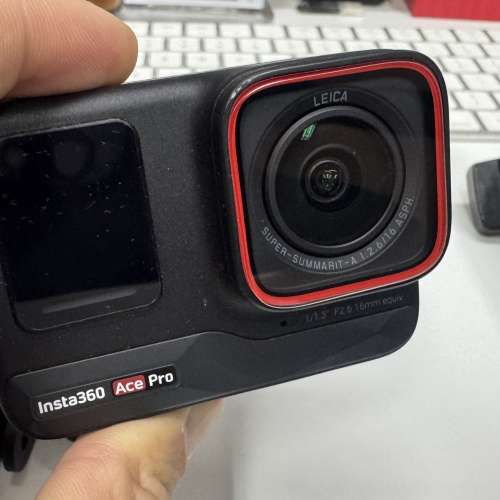 Insta 360 ace pro