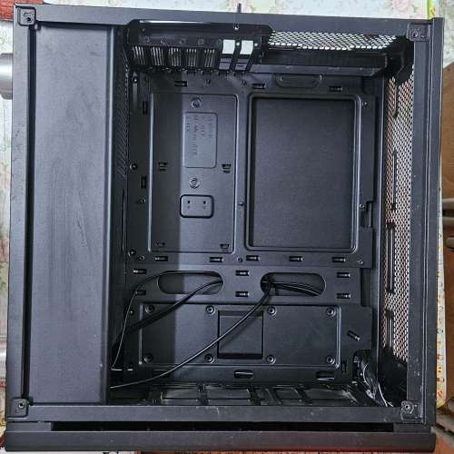 Corsair 275R Black Plastic