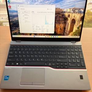 Fujitsu U7511 15.4 inch FHD laptop pc 11th gen