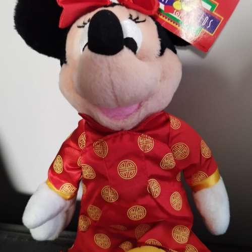 全新迪士尼米妮農曆新年賀年毛公仔9 吋new disney minnie Luner New year soft toy...