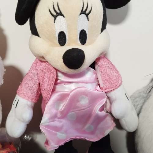 全新迪士尼90周年米妮公仔限量版（15吋）new Limited edition minnie disney toy doll