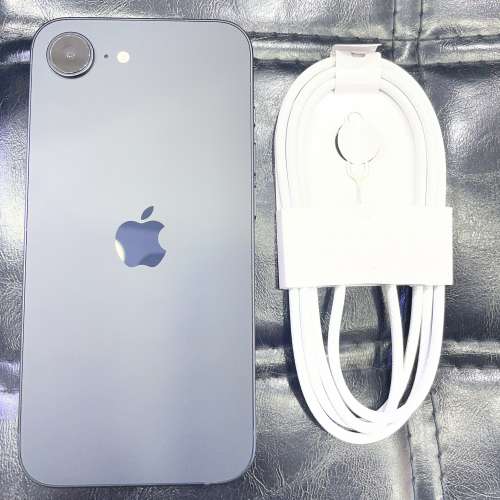 99%New iPhone 16e 128GB 黑色 蘋果保養至2026年5月17日 電池效能100% 香港行貨 自...