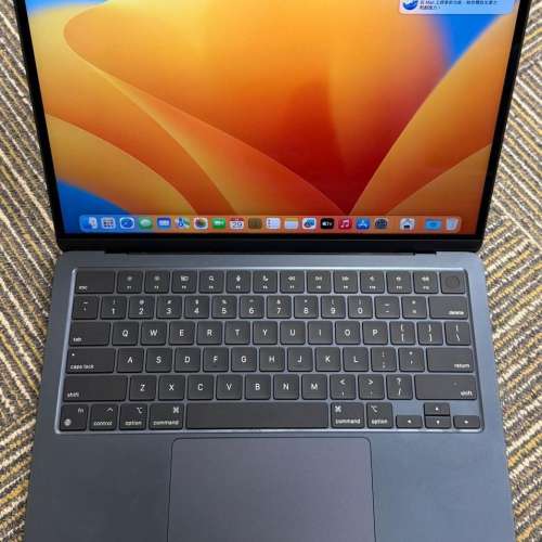 Macbook Air 2022 13.6" M2 8GB RAM + 512GB SSD