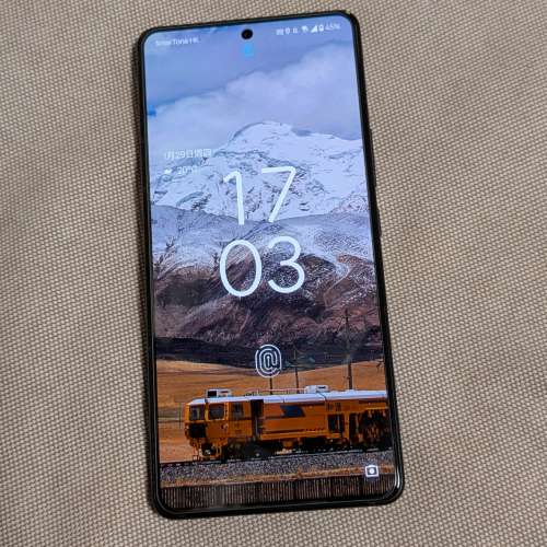 Asus Rog phone 8 256gb 國際版 95%