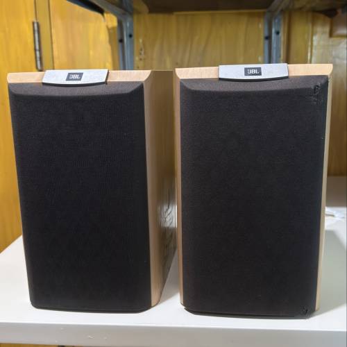 JBL小型喇叭