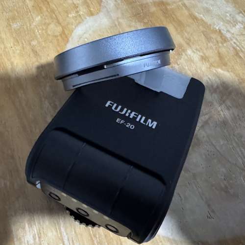 第一代 Fujifilm X100