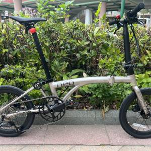 亮光鈦色 JAVA NEO 9速 桶軸碟剎 16吋 349 鋁合金折叠車 （三折叠小布 國布 ）送前...