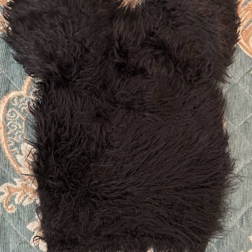 ［SS23］全新 AMBUSH 黑色毛絨泰迪針織帽