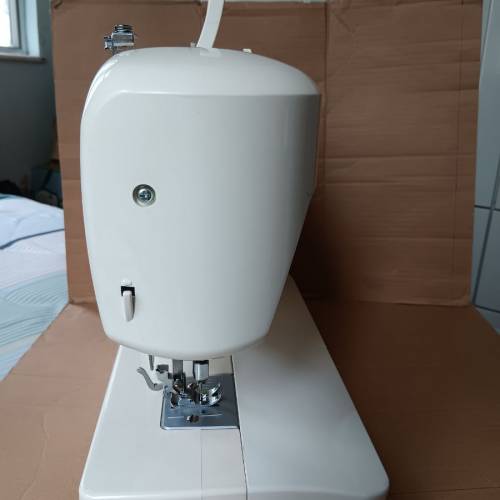 Brother XL-5070 衣車