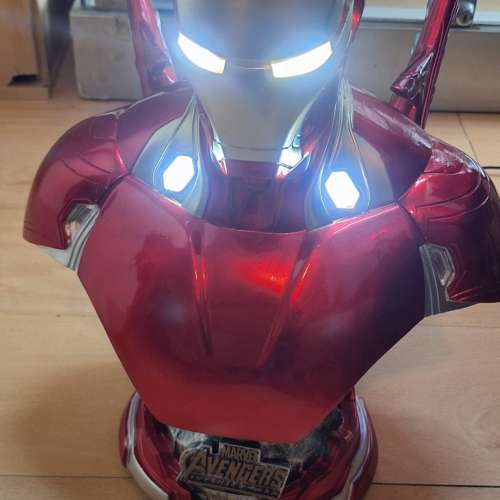 國產Iron Man 雕像