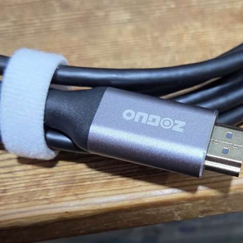 UGREEN 及ZOGUO HDMI線共三條