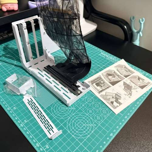 聯力 Lian Li O11DE-1X/O11DE-1W Vertical GPU Kit