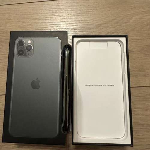 自用 iphone 11 Pro Max 256gb Midnight Green 香港行貨 95%新有盒出讓