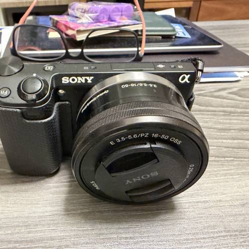 sony NEX-5T with 16-50 and 55-210