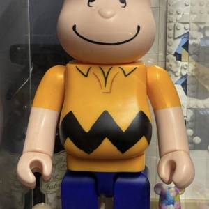 Bearbrick 400% x Peanuts Charlie Brown/ Lucy