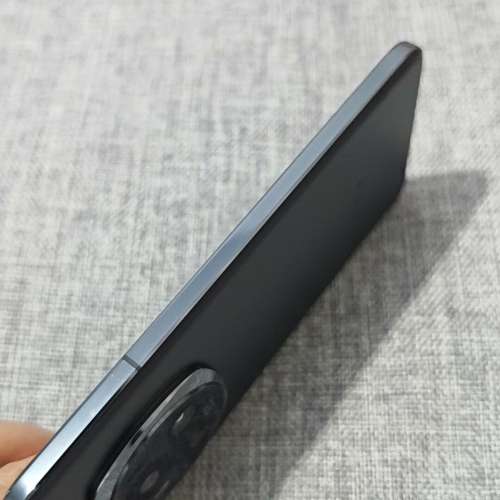 Magic 6 國行 9成新 16+512