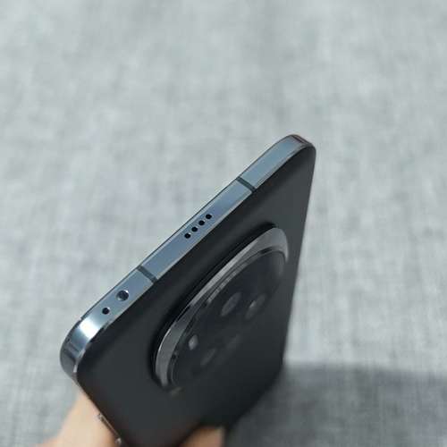 Magic 6 國行 9成新 16+512