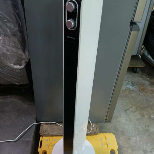 9成新AIRMATE 艾美特直立式風扇