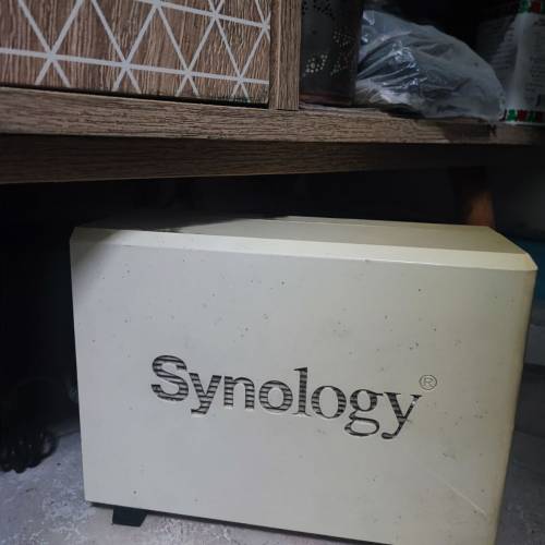 Synology DS212J NAS