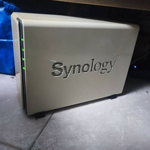 Synology DS212J NAS