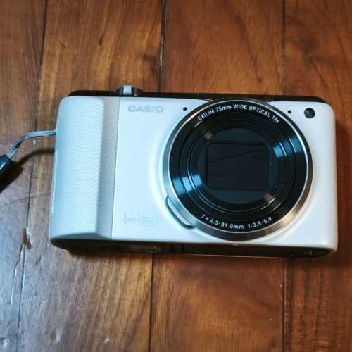 Casio EXILIM EX-ZR800, 18 倍光學變焦、5 軸鏡頭防震、超高速快門防震、RAW檔拍攝...