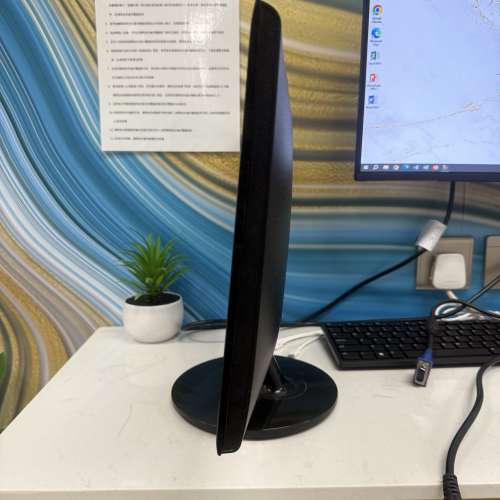 ASUS 19" [HD] IPS 顯示器 (VS197DE) Mon Monitor Screen