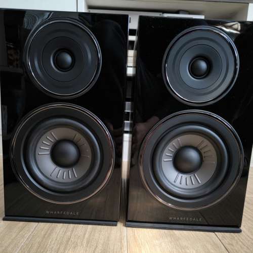 Wharfedale Diamond 12.2音箱