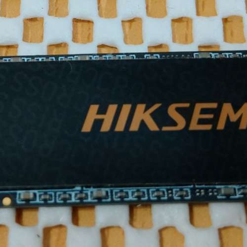 新淨 Hikvision 1TB PCIe Gen3x4 M.2 NVMe SSD (HS-SSD-C2000ECO) (100% WORK)
