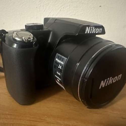 nikon COOLPIX  P90  1200萬像   ED VR  4.6-110.4MM   f2.8-5.0   90%新  24X