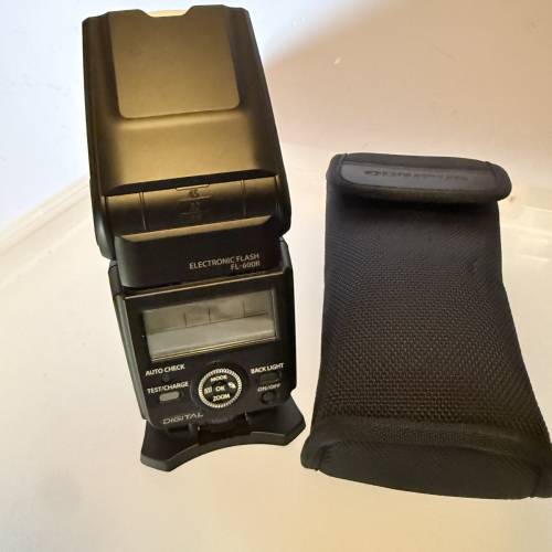 Olympus OM-D E-M10 Mark II + Lens