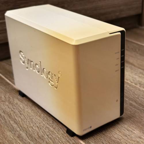 Synology DS218J NAS