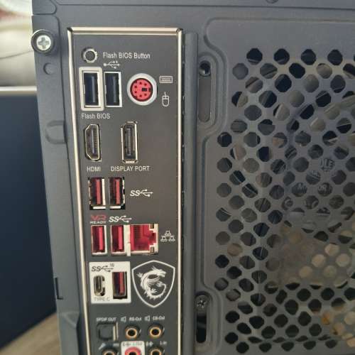 打机电腦R5 3600, B450m, 8G+8G DDR4, Gtx1070 (8g) 120ssd, 1T 硬盘，Cooler mast...