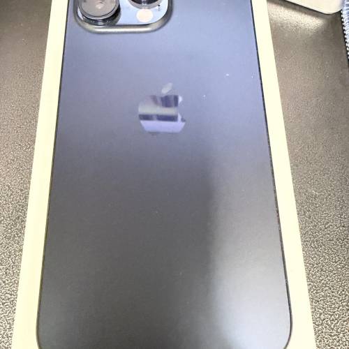 苹果 iPhone 15 Pro Max 256GB 香港版，全球所有网络运营商均可免费使用