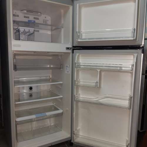 HITACHI 日立銀色雪櫃