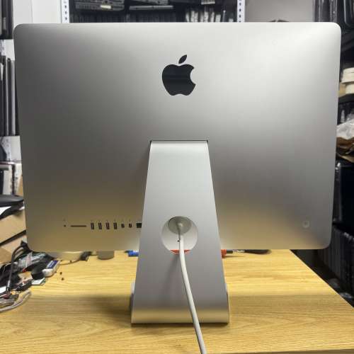 [高配] Apple iMac 21.5" [2015] (4核 i5 / 21.5" 全高清 / macOS 15 / 永久Office...