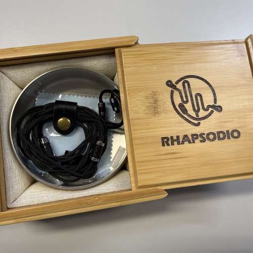 Rhapsodio Supreme V3 冷註模版本.  Full set 有盒齊配件 95% new 100% work