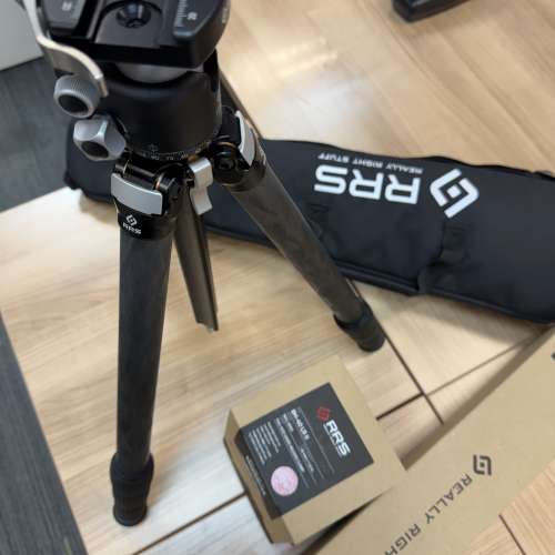放99% RRS BH-40 Ball Head + RRS Ascend-14 Compact Travel Carbon Fiber Tripod+...
