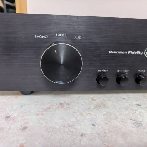 Precision Fidelity C7 真空管前級擴大機