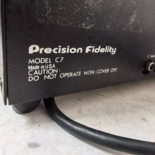 Precision Fidelity C7 真空管前級擴大機