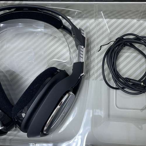 Astro 頭戴式電競耳機 A40