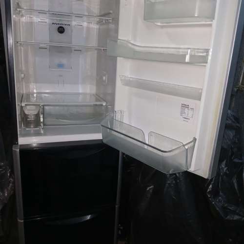 HITACHI 日立閃黑玻璃門雪櫃