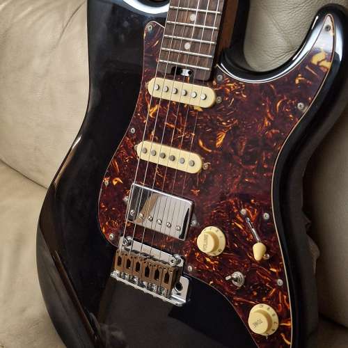 Crafter CREMA S VVS stratocaster