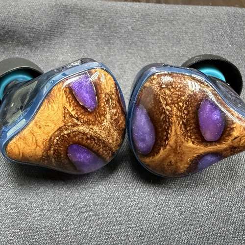 26年1月購買 極新 少有 unique melody multiverse mentor 群星之上