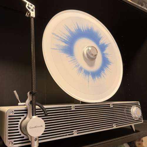 CoolGeek VS-01 直立一體式黑膠唱盤播放器 白色 9成新