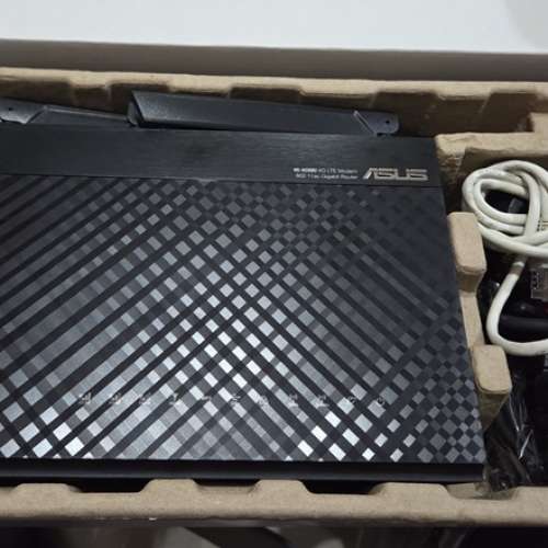 抵玩4G SIM ROUTER ASUS AC1900 4G-AC68U LTE 路由器