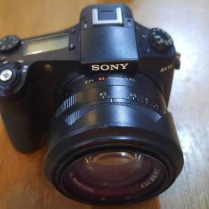 Sony Rx10 1，恒定2.8光圈 24-200mm， 9 成新，2副電，日本Filter。不議另送外置雙...