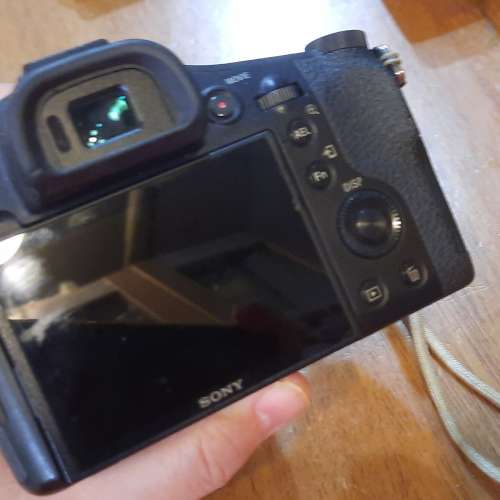 Sony Rx10 1，恒定2.8光圈 24-200mm， 9 成新，2副電，日本Filter。不議另送外置雙...