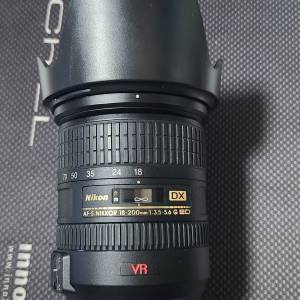 Nikon AF-S 18-200mm