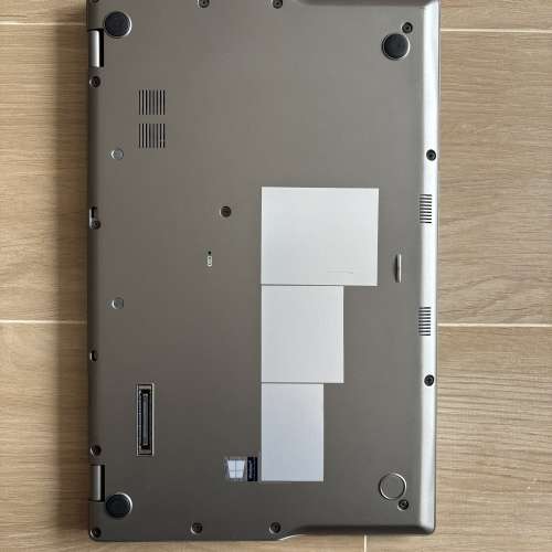 Fujitsu U7511 15.4 inch FHD laptop pc 11th gen